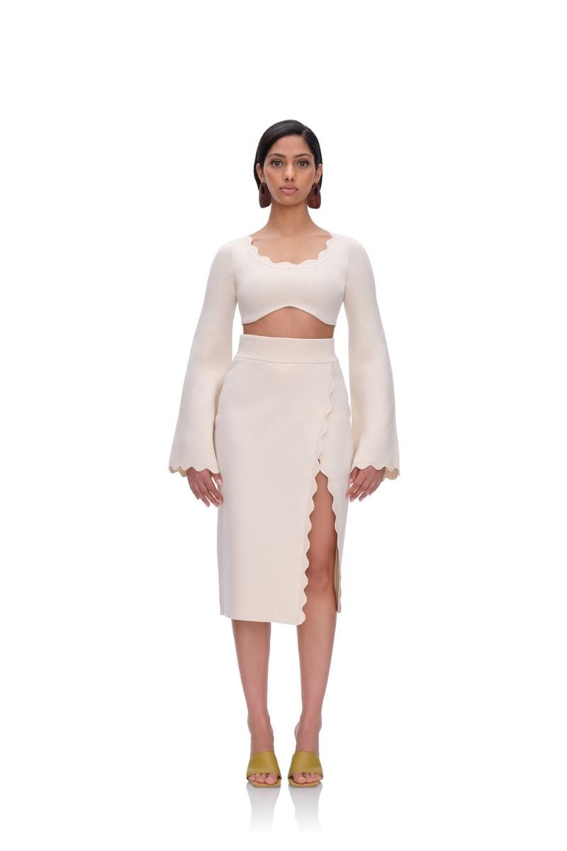 ODA KNIT LONG SLEEVE CROP TOP IN WHITE - CULT MIA