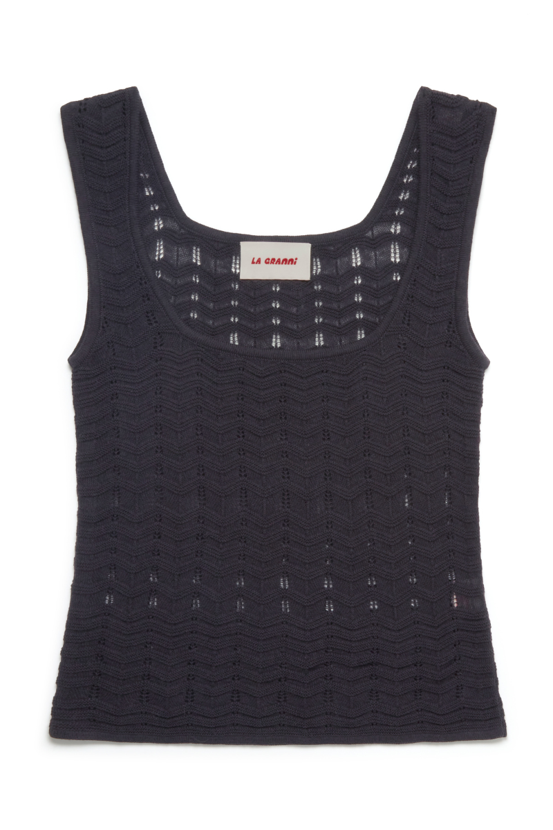La Granni Marsito top in charcoal, a stylish women’s sleeveless blouse with a relaxed fit and lightweight fabric.
