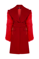 Sudi Etuz oversized coat with removable faux fur sleeves, featuring a stylish design and cozy fabric for cold weather.