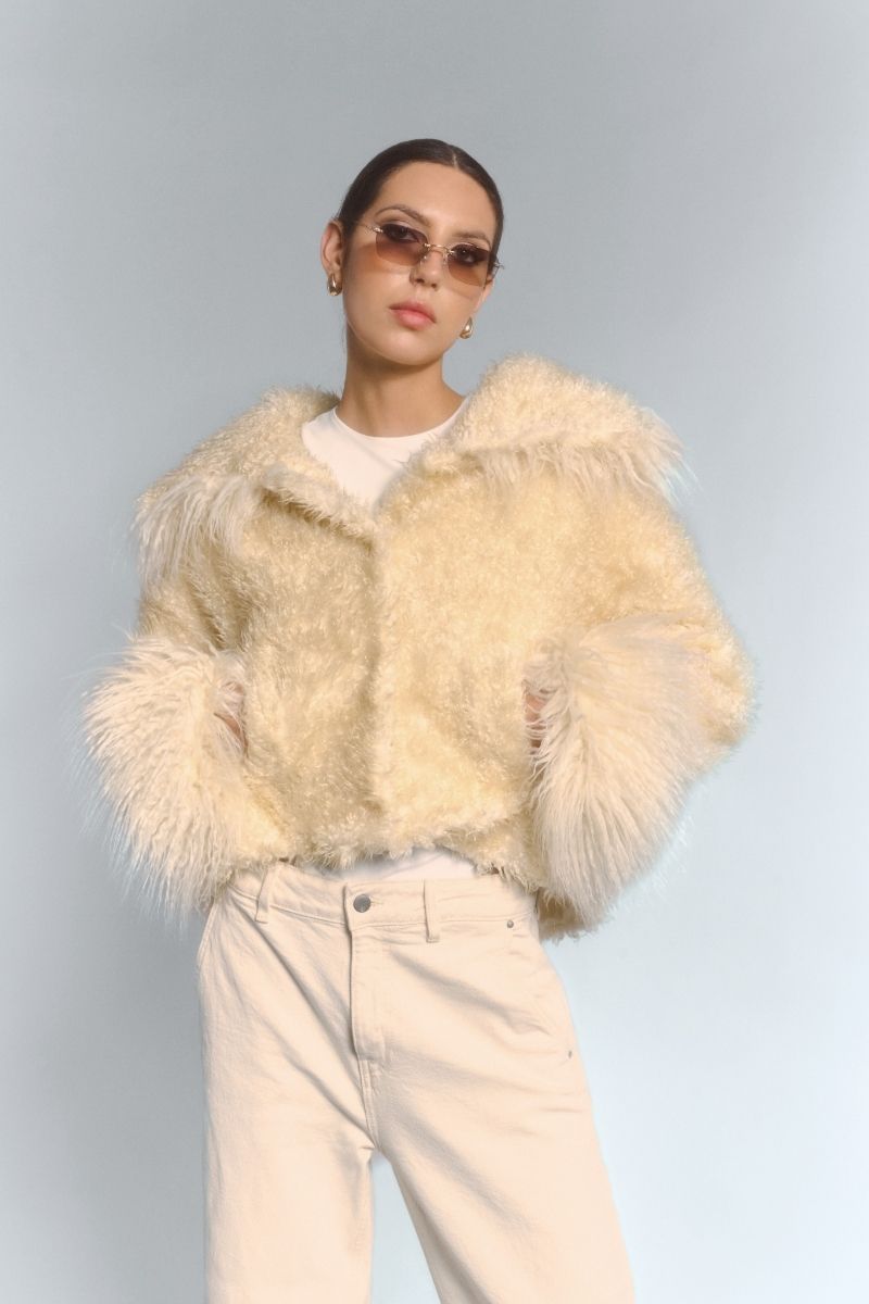 CROPPED FAUX FUR JACKET WITH TURN-UP CUFFS IN ECRU - CULT MIA