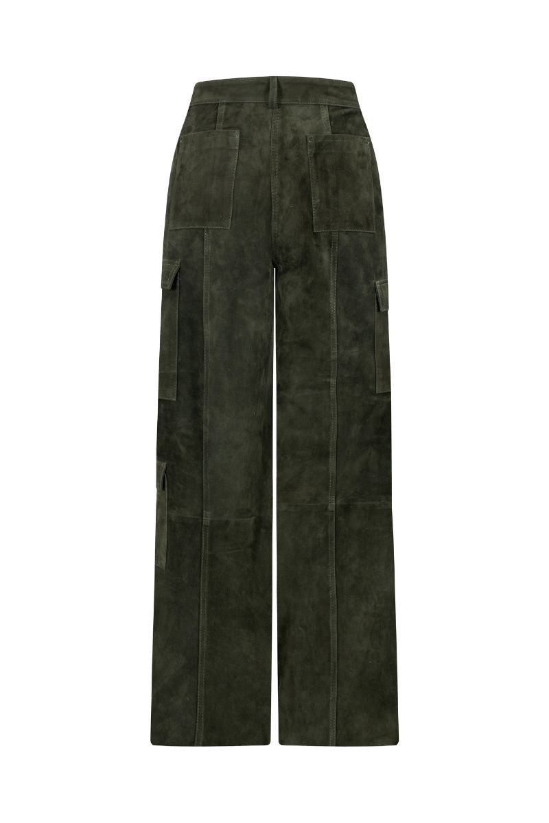 ZUT REMON suede pants in beige with a slim fit and ankle-length design, featuring a smooth texture and modern style.