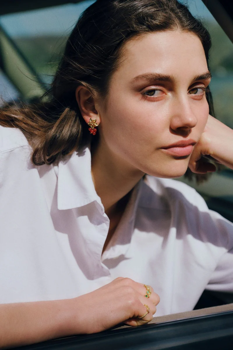 MAGNOLIA EARRINGS IN RED