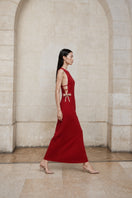 Nazlı Ceren Sabine midi crepe gown, elegant long dress with a fitted silhouette and stylish design, shown in a full-length view.