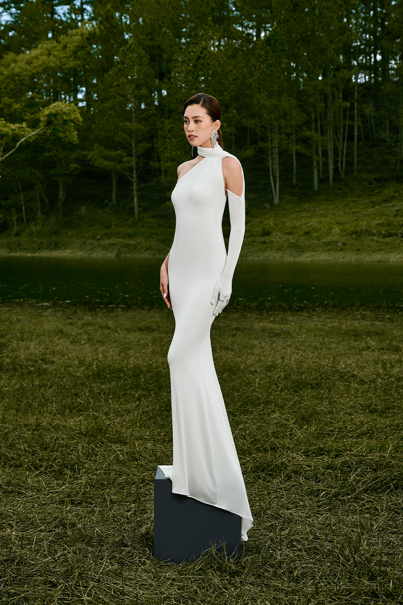 SERENA WHITE MERMAID MAXI DRESS - CULT MIA