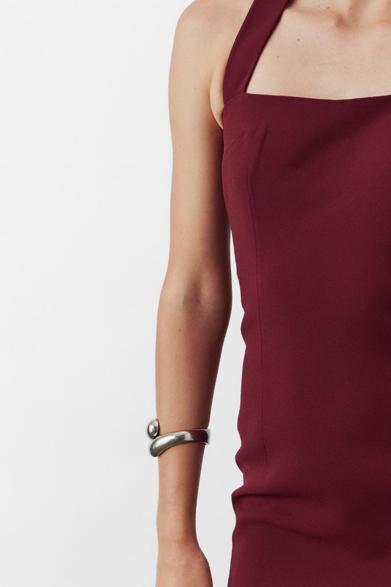 Nazlı Ceren Margaux crepe midi dress in Bordeaux color, featuring a stylish and elegant design with a fitted silhouette.