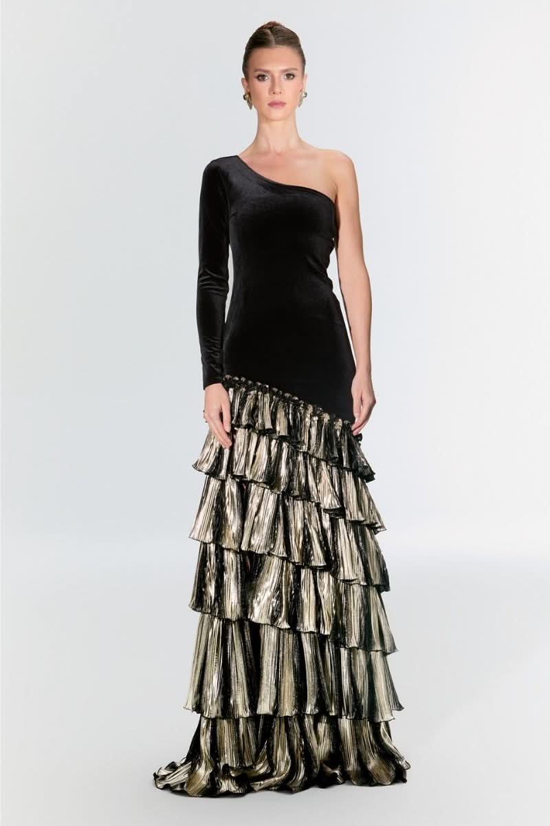 SR NUR KARAATA X CULT MIA BALTIMORE GOWN - CULT MIA