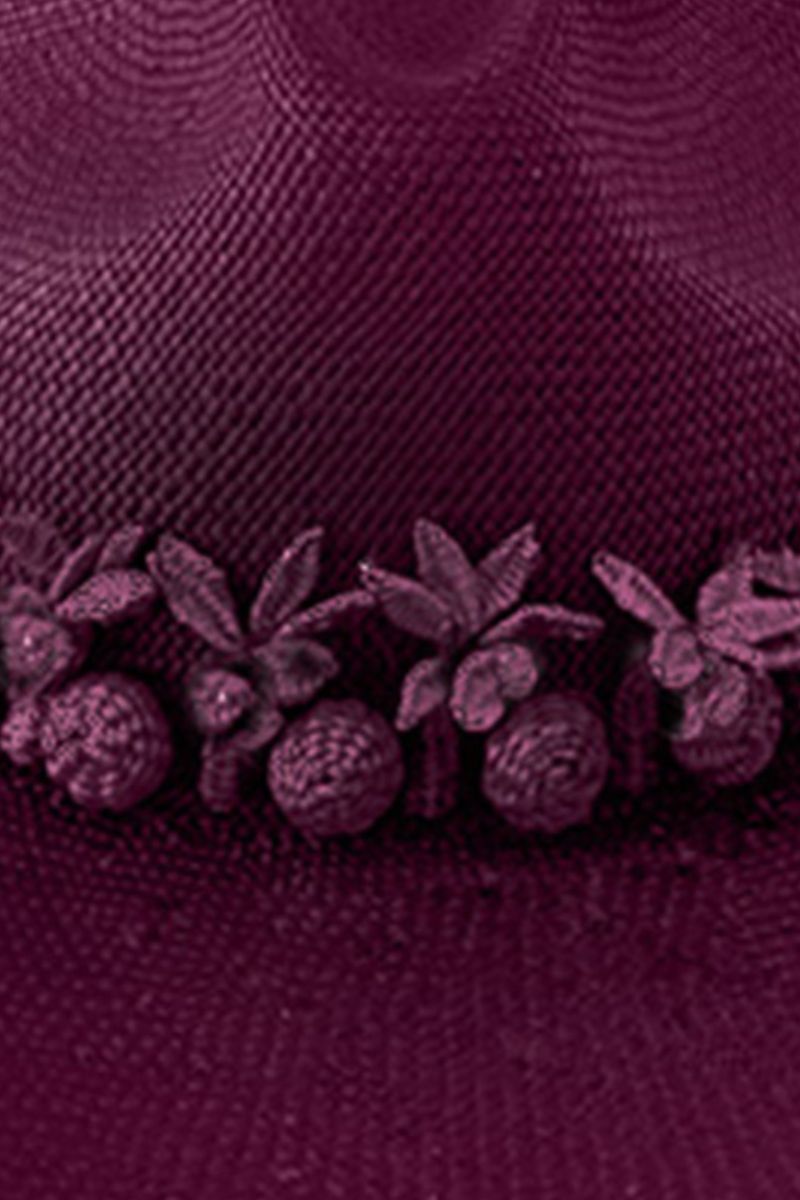 Pájara Pinta Amor de Mis Amores hat with wide brim and decorative band, stylish accessory for sunny days