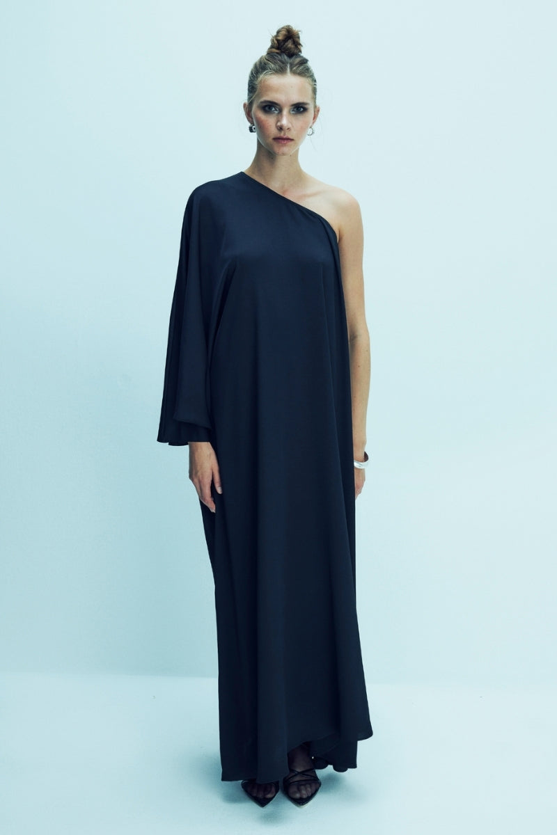 VENUS ONE-SHOULDER SATIN MAXI DRESS IN BLACK