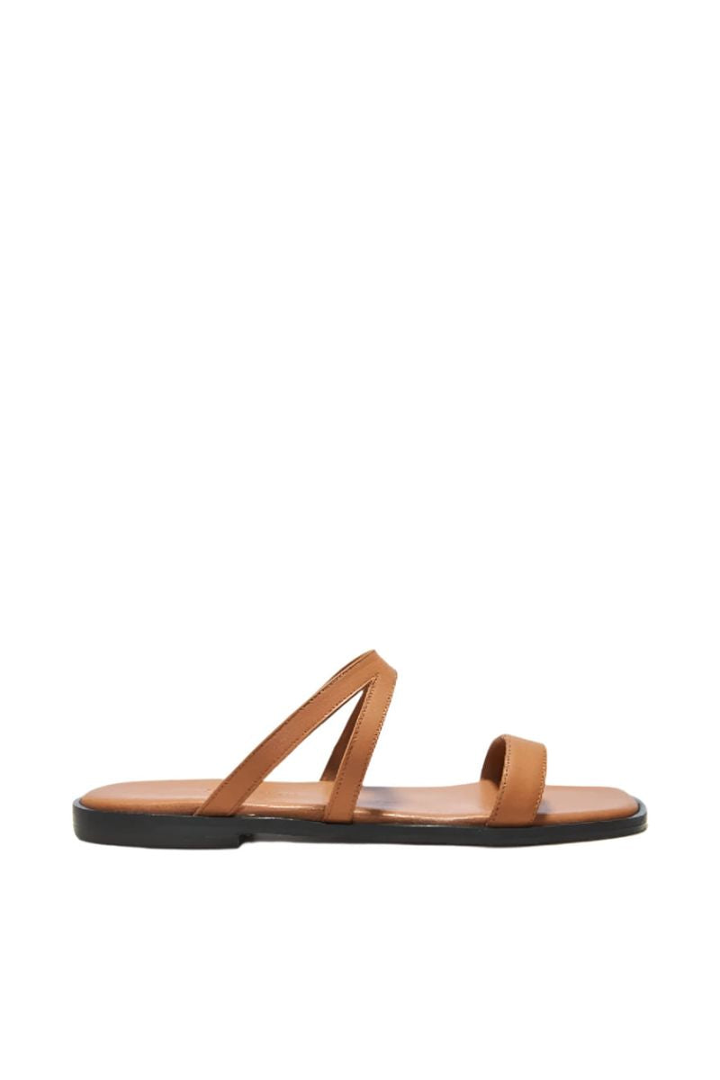 KIÓHNE Noah tan sandals showing straps and textured sole for casual summer wear.