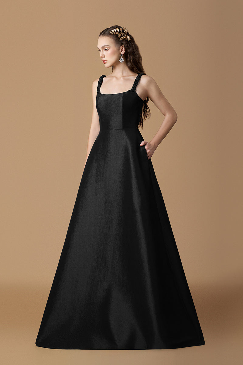 TAFFETA SILK LINED MAXI DRESS IN BLACK | CULT MIA | I.H.F TAFFETA SILK LINED MAXI DRESS IN BLACK | CULT MIA | I.H.F
