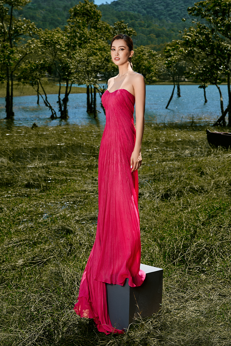 CAMELLIA PINK OFF-SHOULDER PLEATED GOWN - CULT MIA
