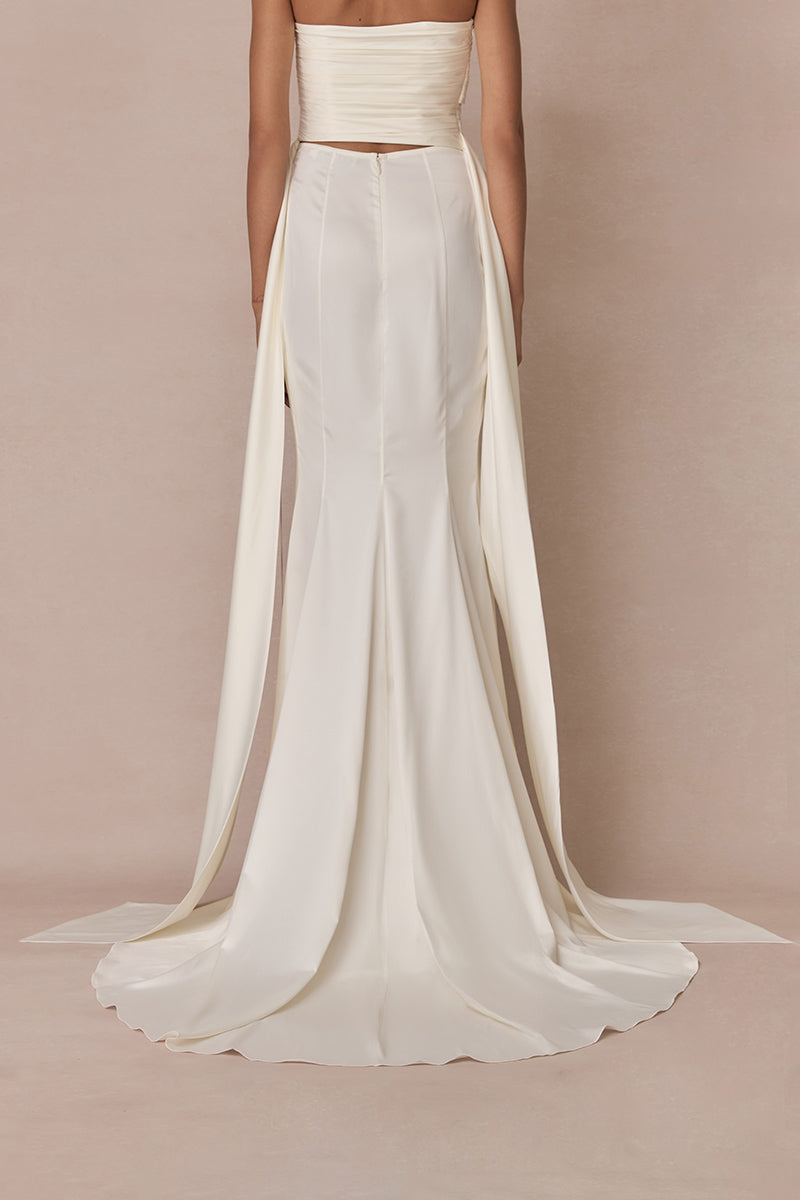 White 3-carat bustier top by Stolen Stores, featuring a sleek, fitted design and structured style for modern fashion.
