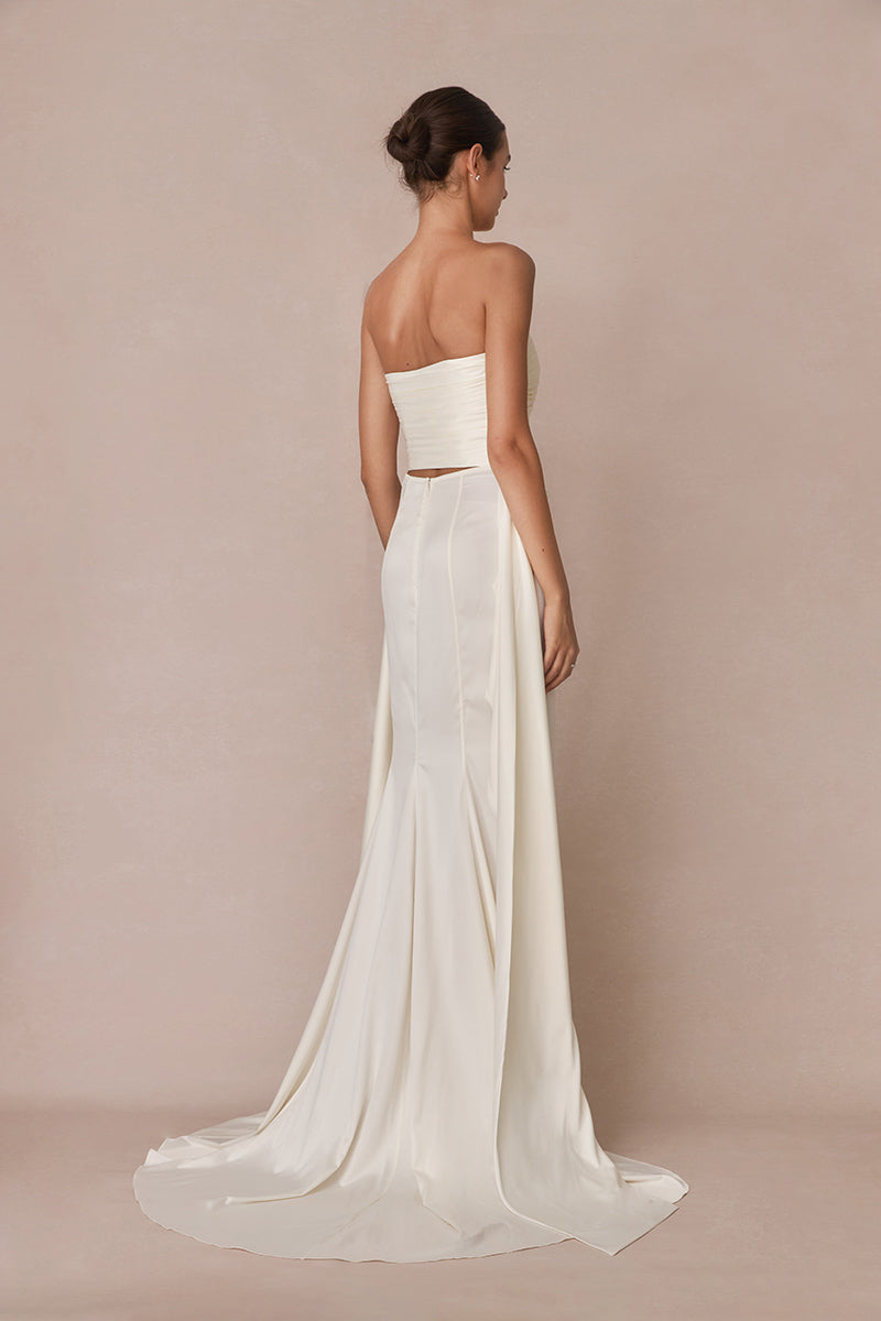 White 3-carat bustier top by Stolen Stores featuring a fitted design and stylish details, perfect for a chic, modern look.