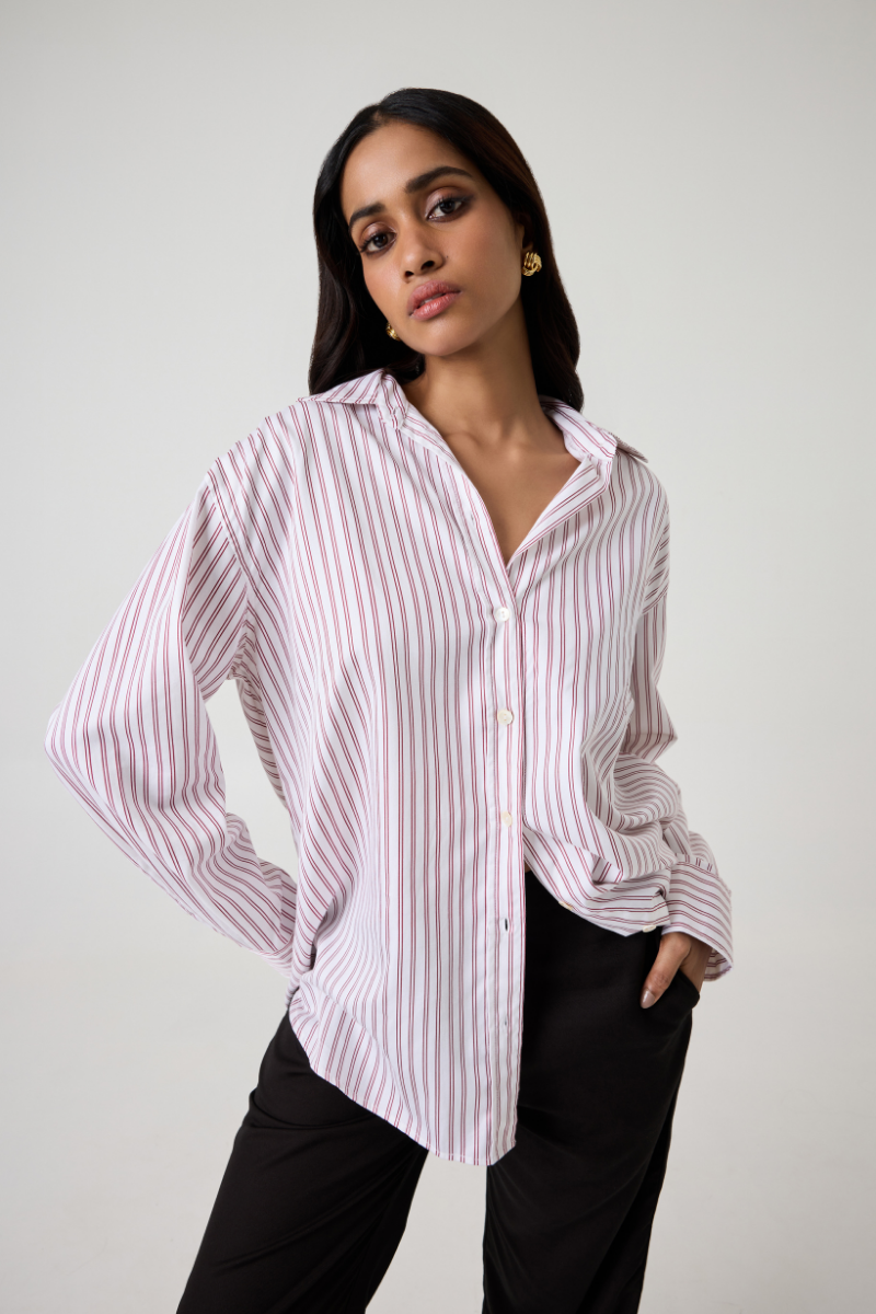 Summer Away Ravenna shirt in burgundy stripe, casual long-sleeve shirt with stylish pattern and button-up front.