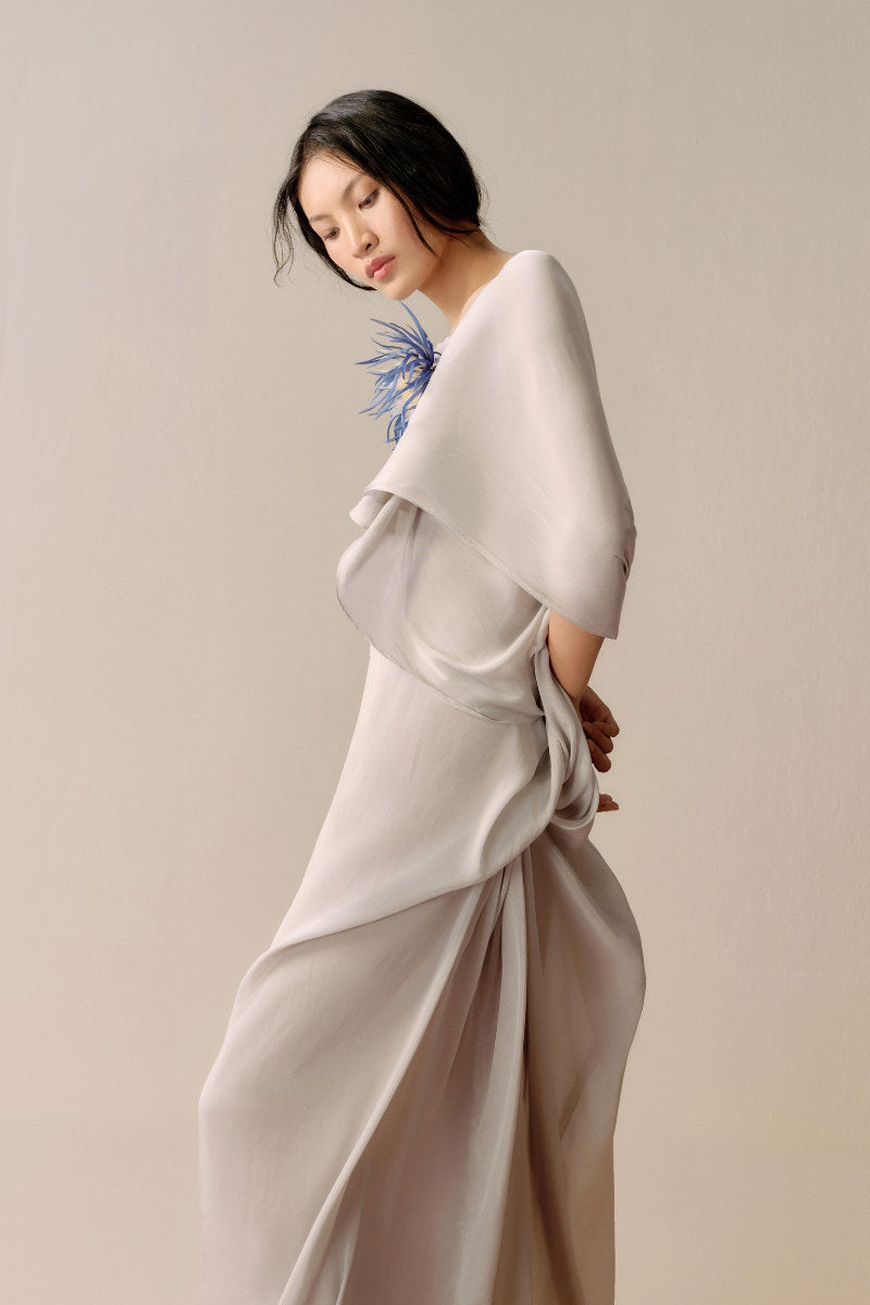 Light gray oversized maxi dress by Lecia with soft, flowing fabric and relaxed fit, perfect for casual and comfortable wear.
