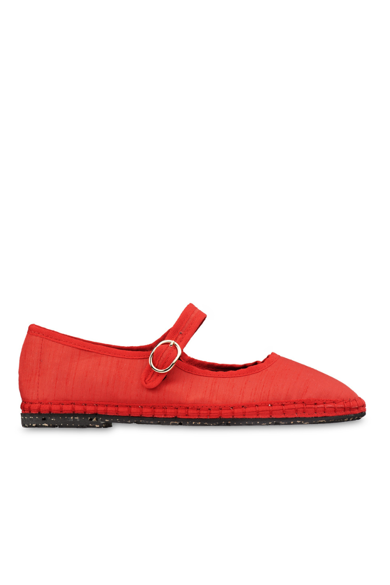 POLLY RED FLATS WITH RED PIPING