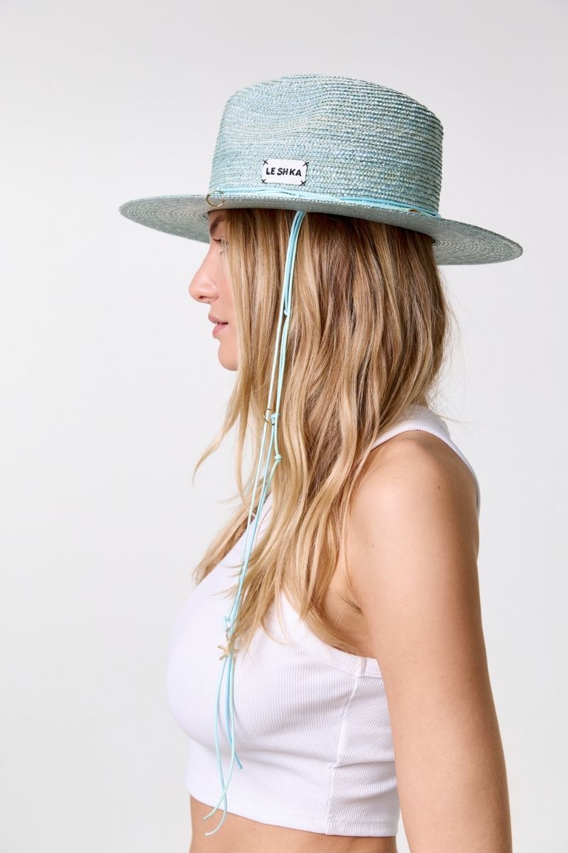 BLUE FEDORA WITH SHELLS AND 24K GOLD-PLATED ACCESSORIES - CULT MIA