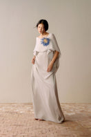 Light gray oversized maxi dress by Leicia featuring a soft, flowing fabric and relaxed fit, perfect for casual or semi-formal wear.
