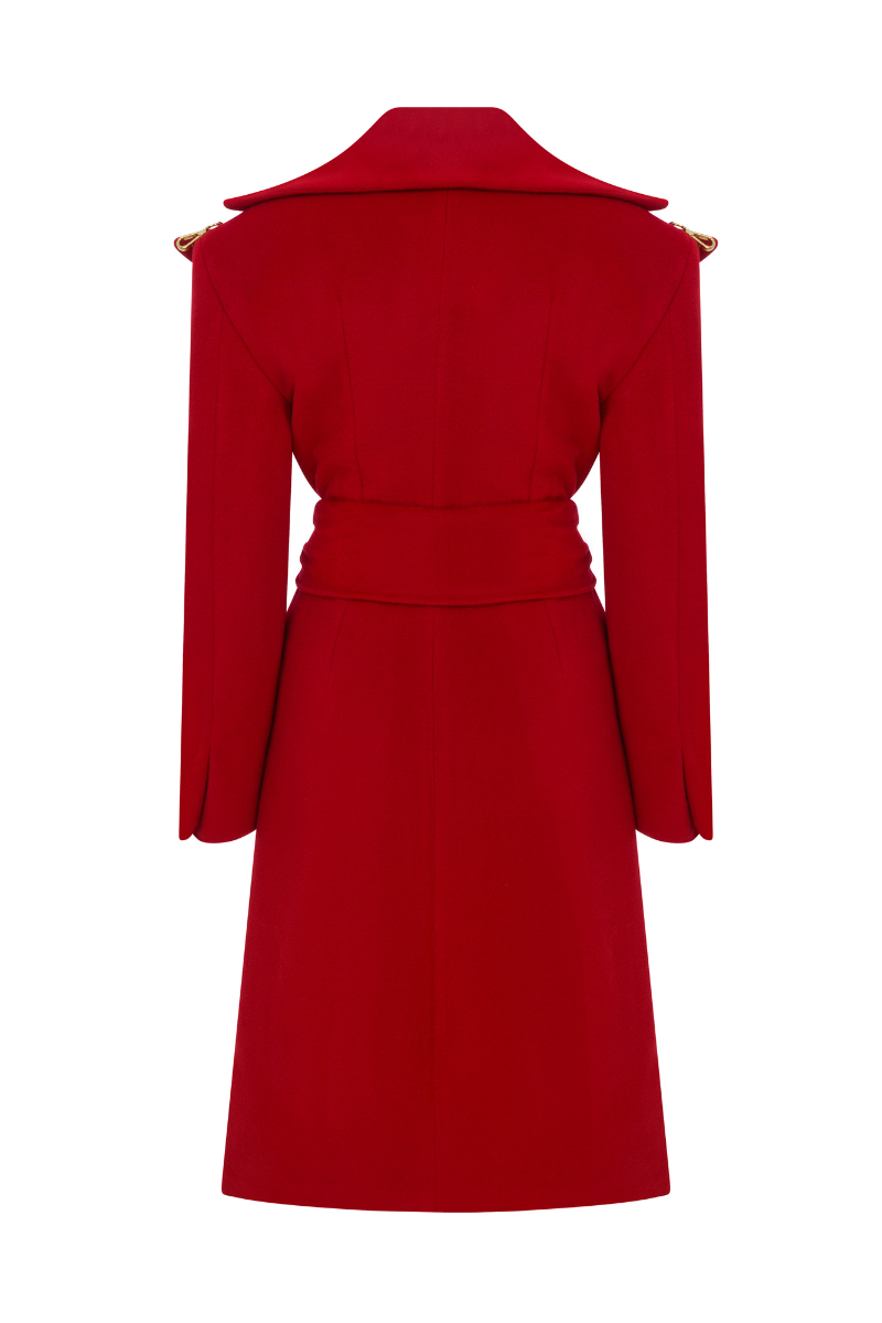 Sudi Etuz oversized coat with removable faux fur sleeves, stylish and warm outerwear for cold weather.