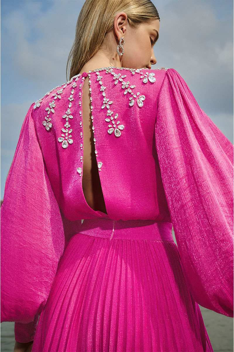 PINK PLEATING GOWN WITH BACK SLIT - CULT MIA