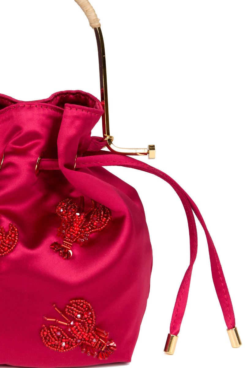 Waiwai Rio BEL CETIM lobster-colored top handle bag with sleek design and structured shape, perfect for stylish everyday use.