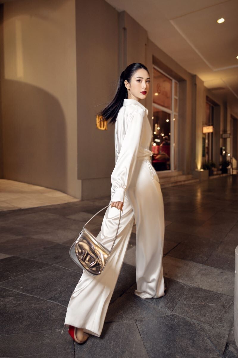 FARAH WHITE SILK SATIN CRYSTAL SHIRT AND PANTS SET - CULT MIA