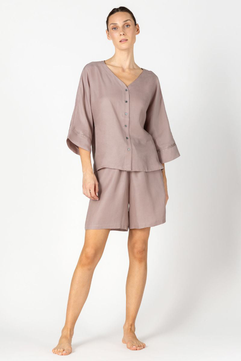 NK IMODE KACEY CITY shirt top in freckles, a comfortable loungewear featuring a casual, patterned design with a relaxed fit.