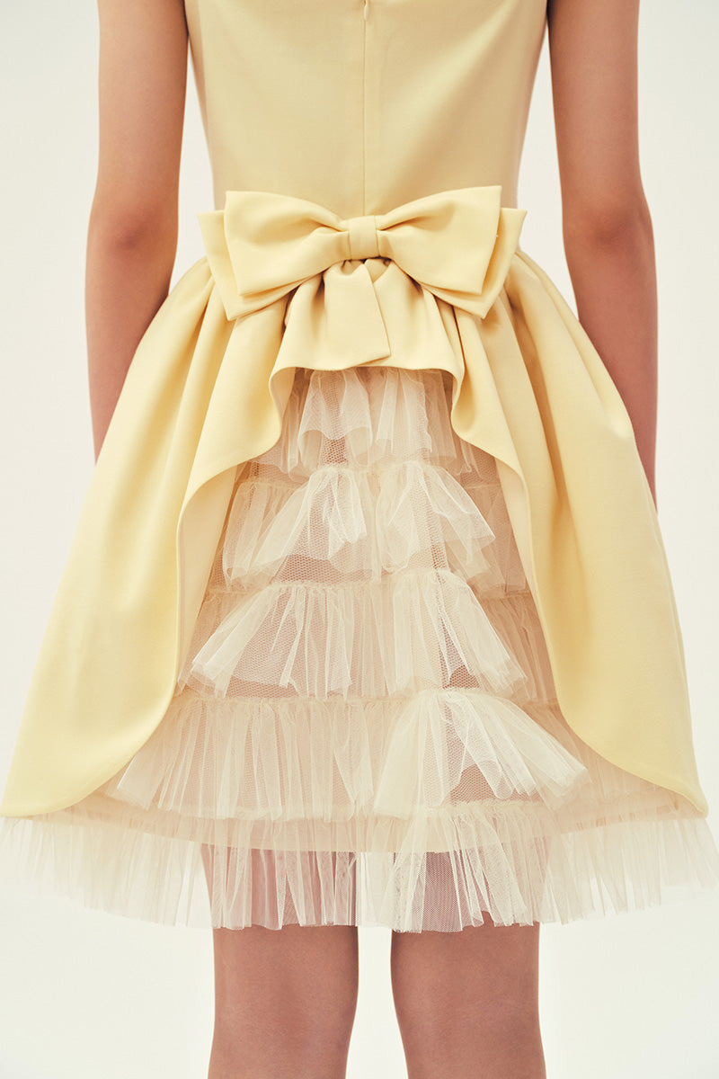 pastel yellow spring dress princess in yellow dress Pastel Yellow Princess Gown With 3D Floral Embellishment For Girls 1-2Y (16)
