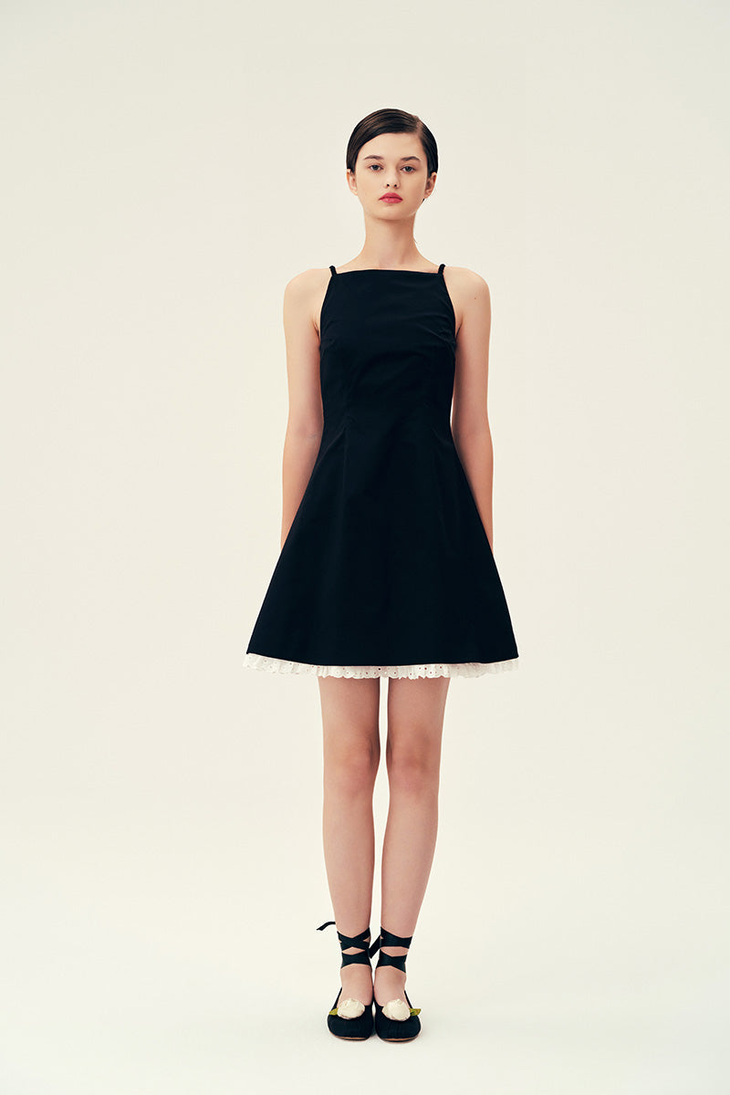 LINDA DRESS IN BLACK - CULT MIA