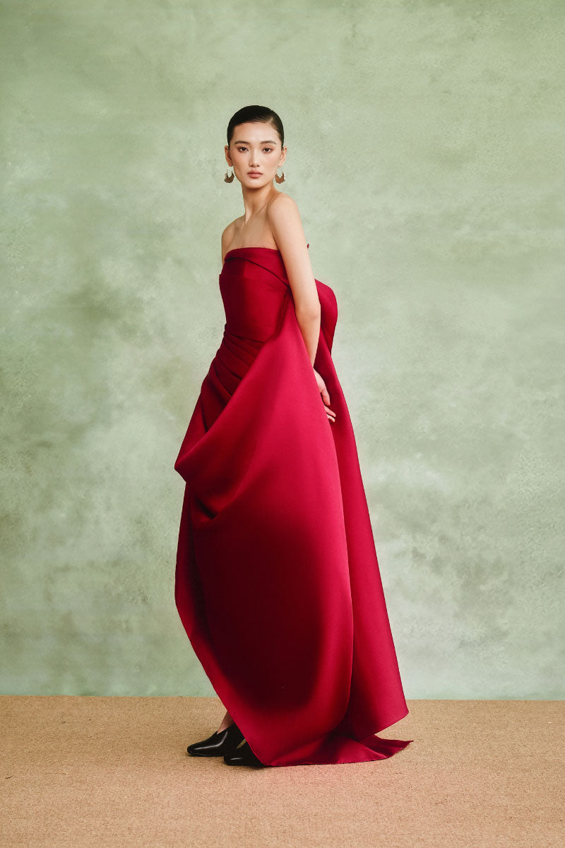 ruby dress design Vastranand Radiant Ruby Dress online order Buy Now. Pre-book XL / Red / Georgette