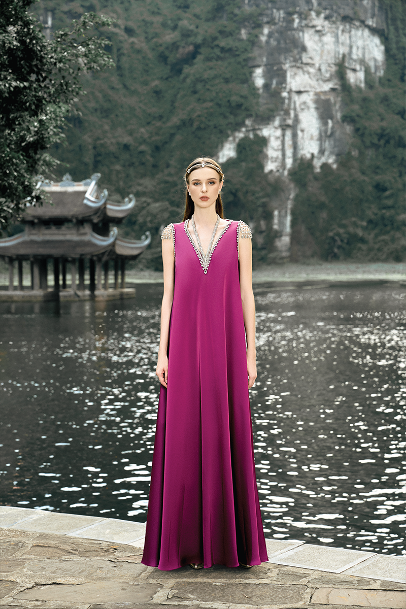 PURPLE PINK SLEEVELESS V-NECK STRAIGHT GOWN - CULT MIA