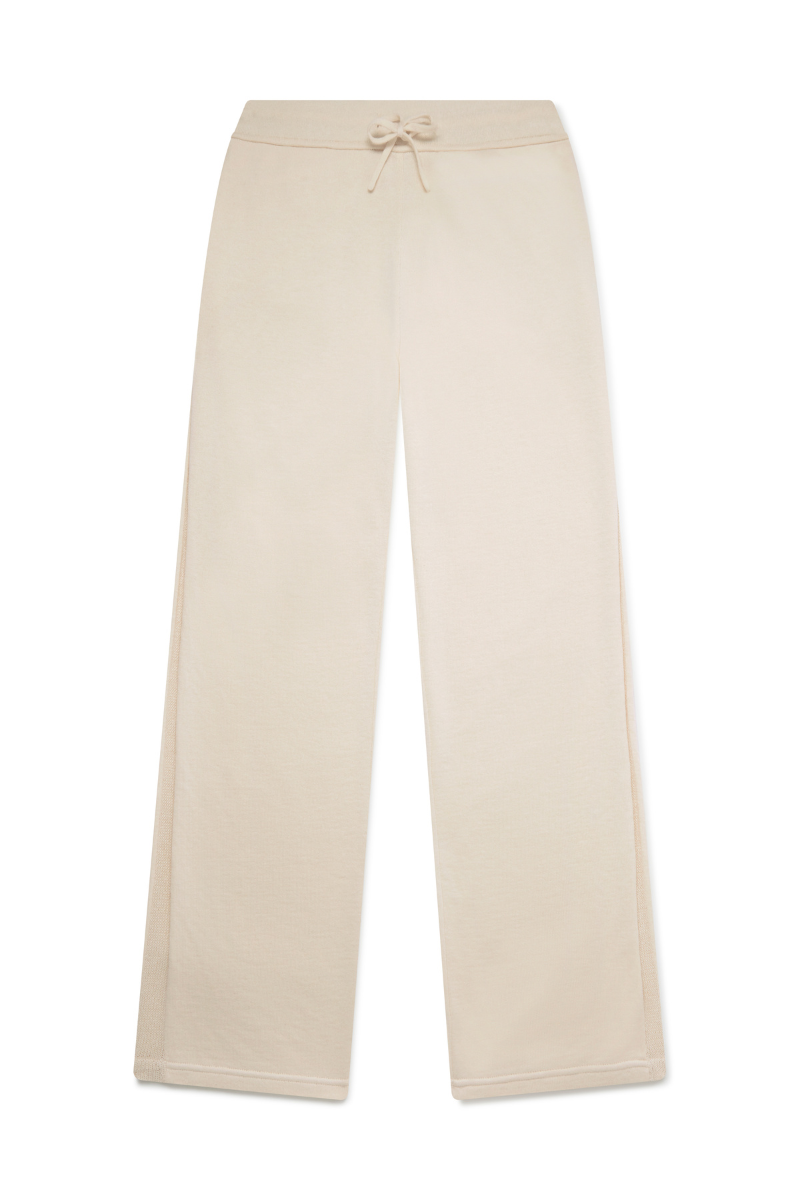 Cream women's pants by La Granni, featuring a relaxed fit and stylish design, shown on a model.