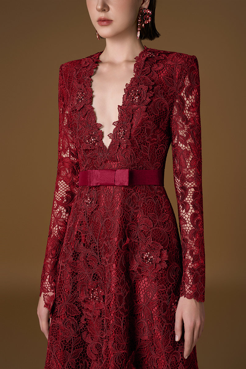 CHELSEA GUIPURE LACE AND TAFFETA GOWN IN RED | CULT MIA | I.H.F CHELSEA GUIPURE LACE AND TAFFETA GOWN IN RED | CULT MIA | I.H.F