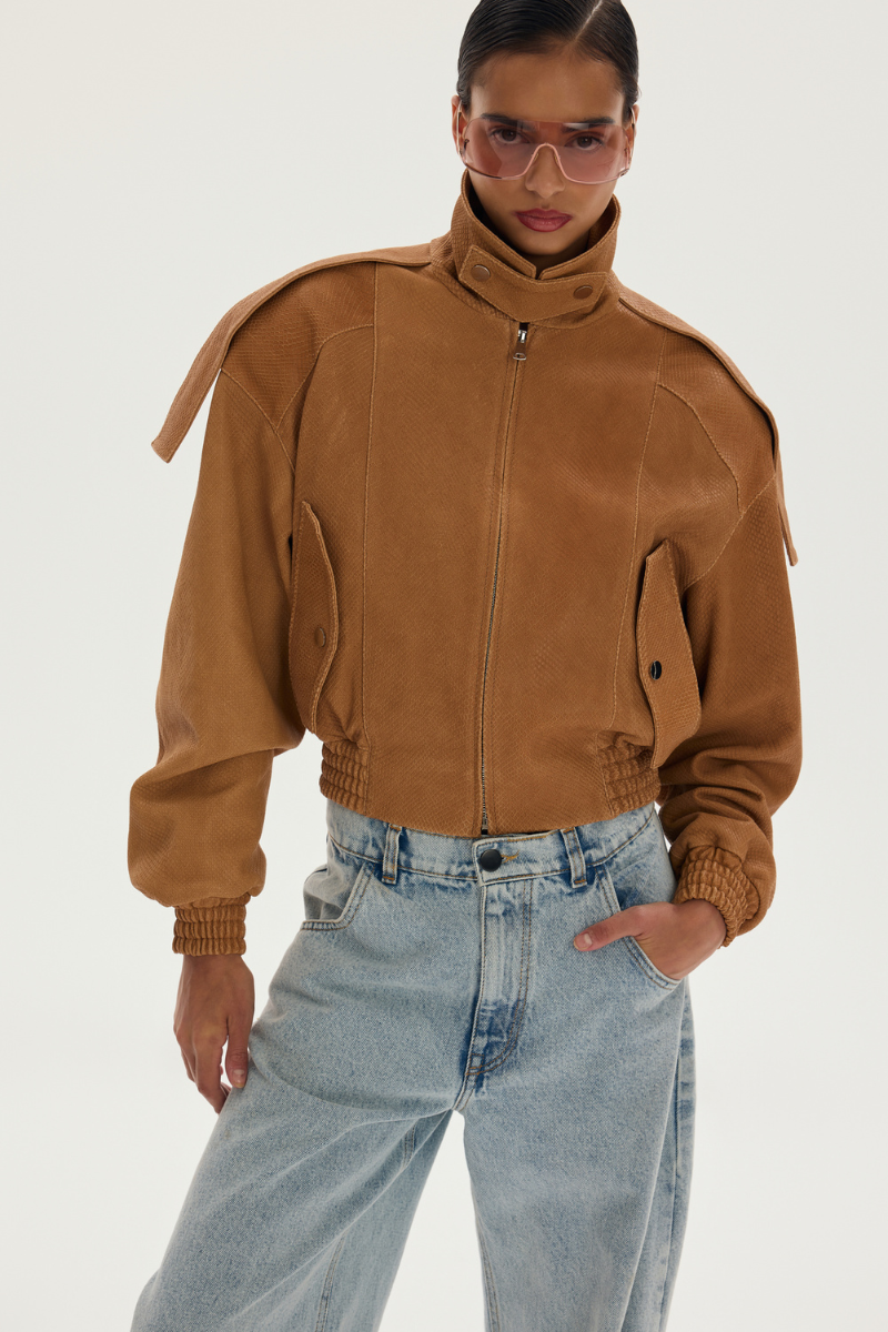 LareTaggio Tivoli Crock leather jacket, stylish men's jacket with a textured leather finish, front zipper, and classic collar.