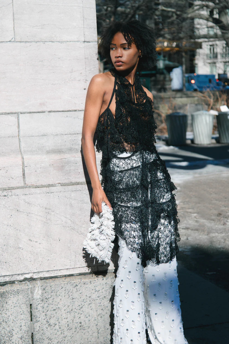 BEE KNIT TOP WITH THREAD WORK IN BLACK - CULT MIA