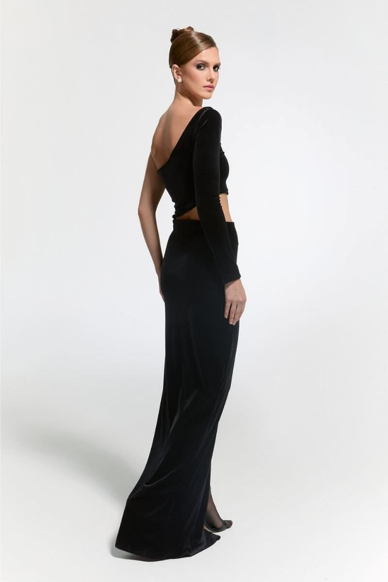SR NUR KARAATA X CULT MIA RITZ WHITE ROSE DRESS - CULT MIA