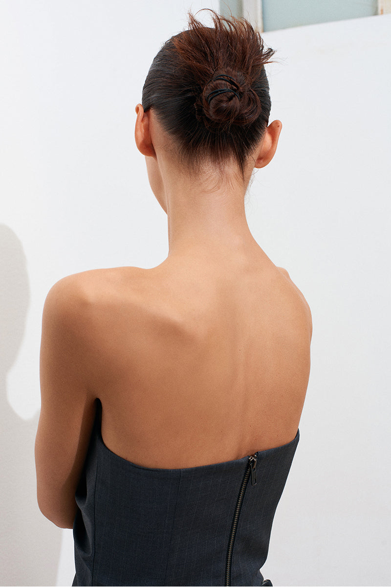 Gray striped Acaria Studio GURU top featuring a relaxed fit, long sleeves, and a round neckline.