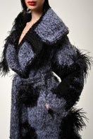 Lalo oversized gray and black coat with belt, stylish and warm, featuring a relaxed fit and modern design.