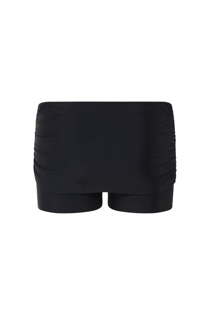 Black Suncillo skort shorts with a fitted waistband and stylish design, perfect for casual or athletic wear.