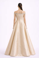 Nihan Peker Aminna ballgown in luxurious fabric with a flowing silhouette and elegant design, perfect for formal occasions.