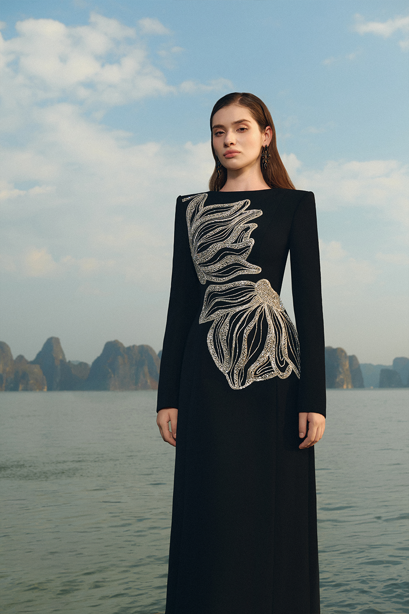 VELVET SATIN GOWN - CULT MIA