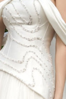 Elegant CULT MIA X 21Six Helena taffeta pleated gown with a fitted bodice and flowing skirt, perfect for formal occasions.