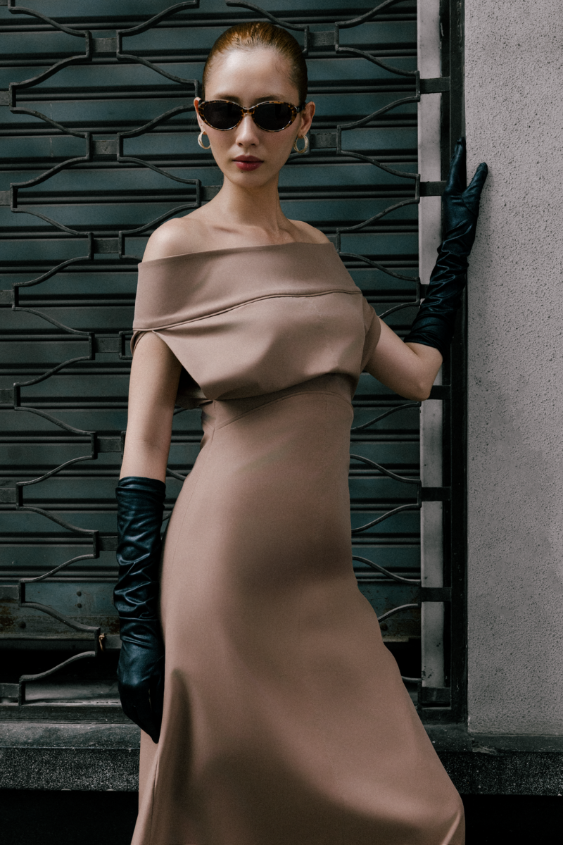 STRUCTURED AURA MAXI DRESS | CULT MIA | TONYY STRUCTURED AURA MAXI DRESS | CULT MIA | TONYY