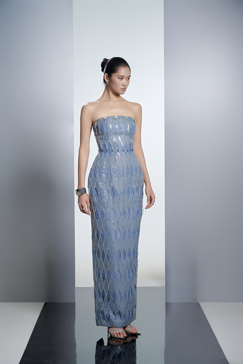 HAPPY CLOTHING STRAPLESS COLUMN ORGANZA MAXI DRESS IN BLUE HAPPY CLOTHING STRAPLESS COLUMN ORGANZA MAXI DRESS IN BLUE