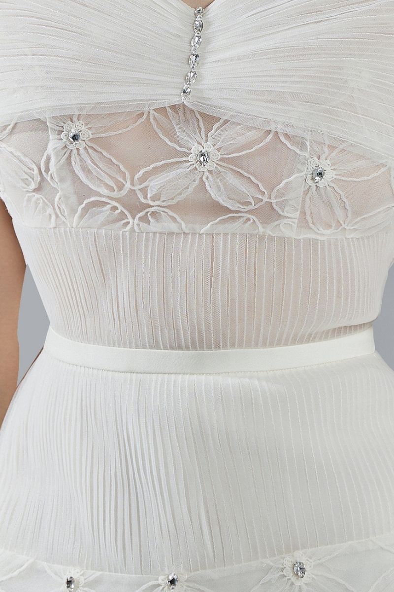 KENNA WHITE CAPE SLEEVED ORGANZA MIDI DRESS - CULT MIA