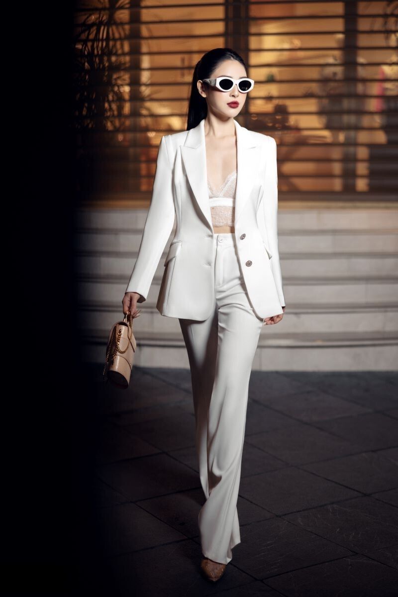FIDELIA WHITE TAFFETA SLIM FIT THREE PIECE SET - CULT MIA