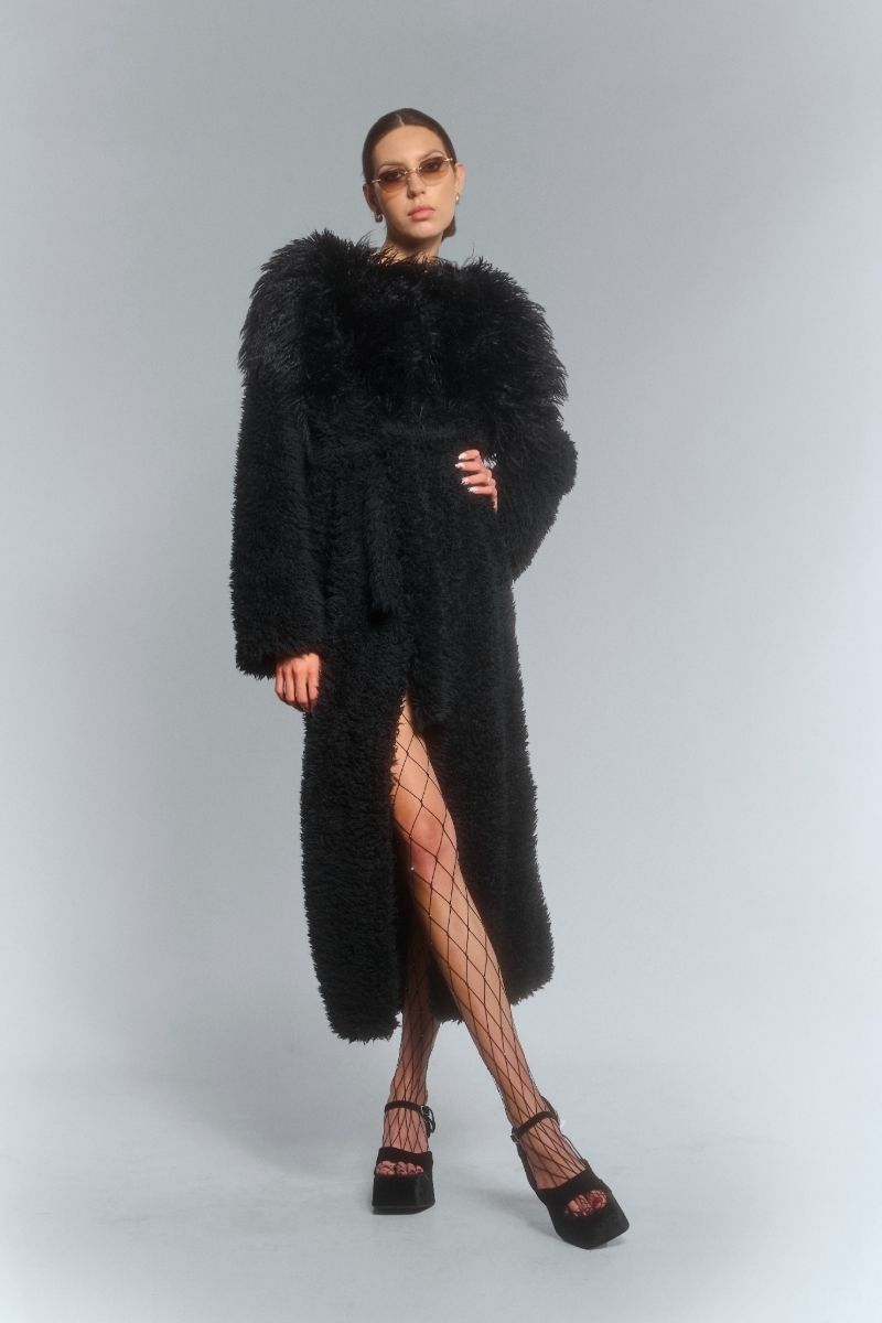 FAUX FUR MAXI COAT WITH FLARED SLEEVES IN BLACK - CULT MIA