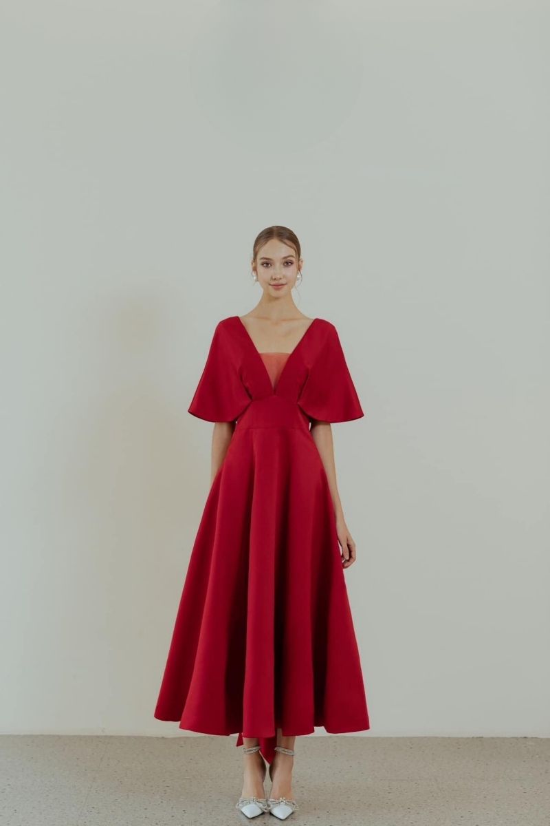 LIMA RED V-NECK PRINCESS MIDI DRESS - CULT MIA