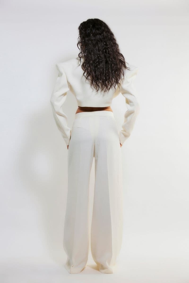 CARRIE OFF WHITE CROPPED BLAZER AND PANTS SET - CULT MIA
