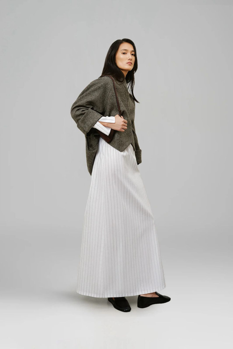 LECIA shawl collar volume jacket in stylish design, featuring a soft fabric and modern silhouette for a chic look.